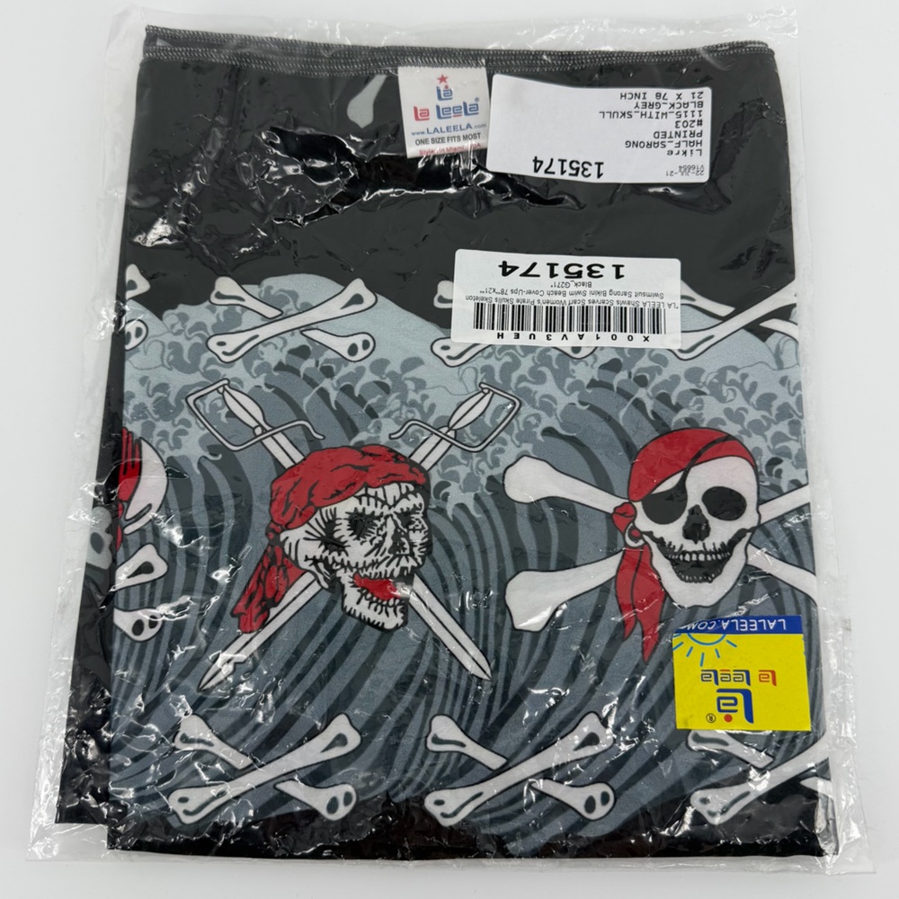 La Leela Black Pirate Skulls Crossbones Scarf Shawl Wrap Sarong Cover-Up, NWT